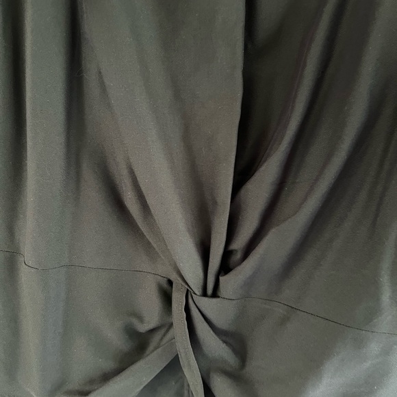 Cinched Smokey black green top - Picture 3 of 3